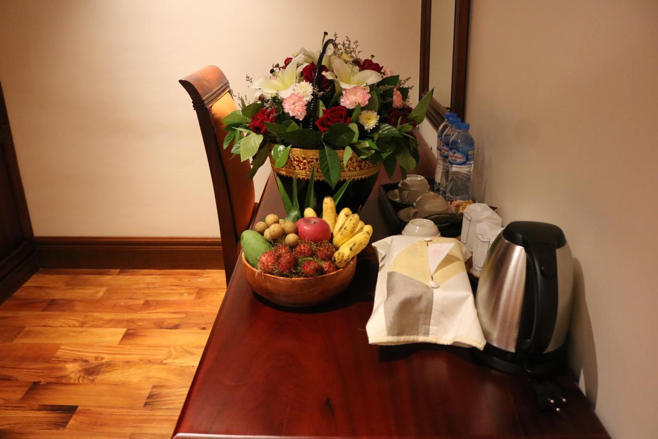 Houngvilai Hotel Луанг Прабанг Екстериор снимка
