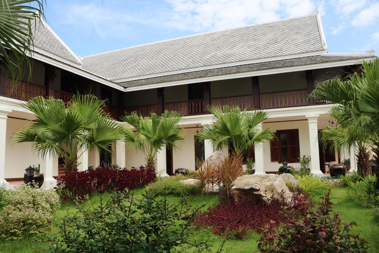 Houngvilai Hotel Луанг Прабанг Екстериор снимка