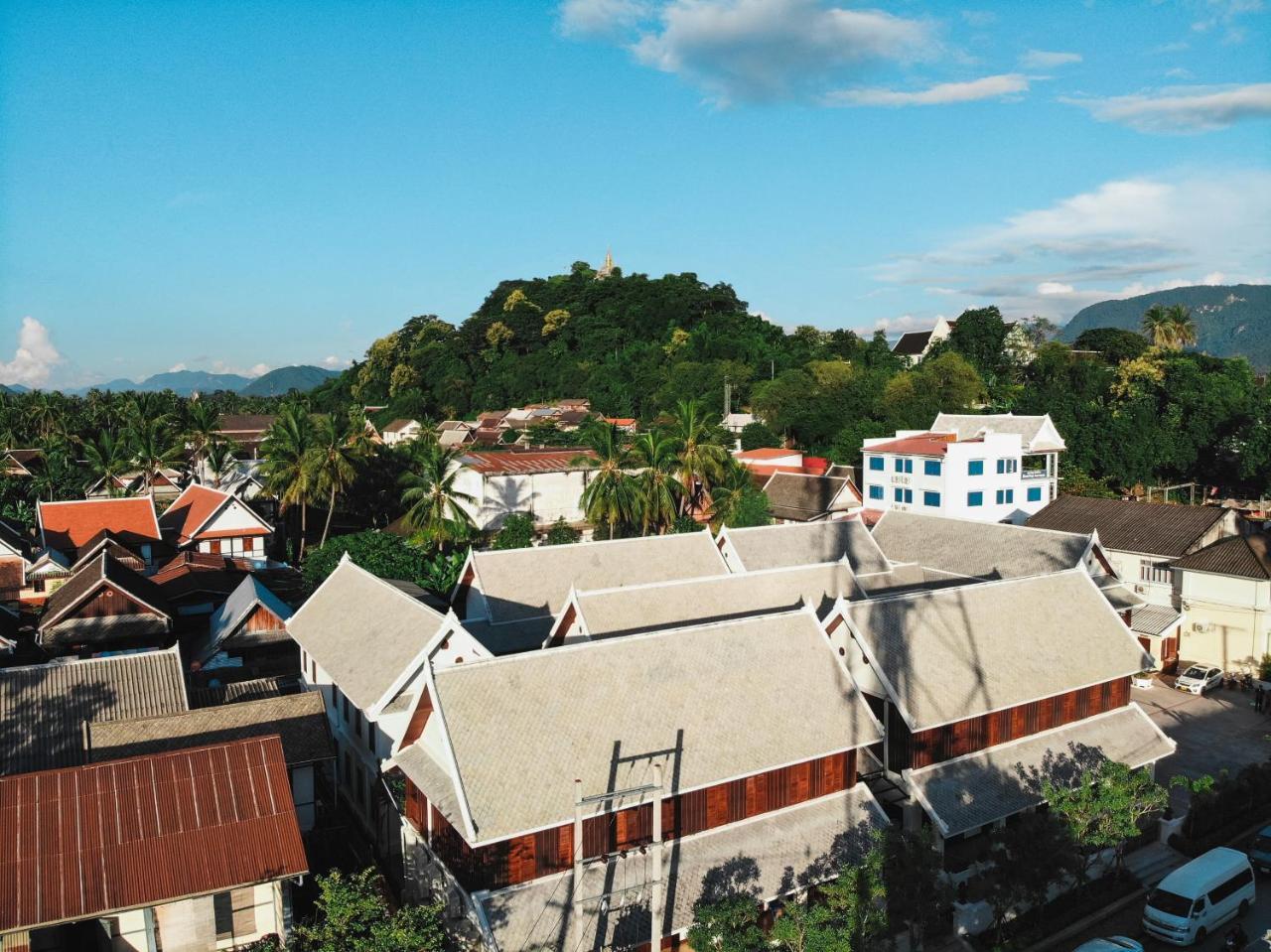 Houngvilai Hotel Луанг Прабанг Екстериор снимка