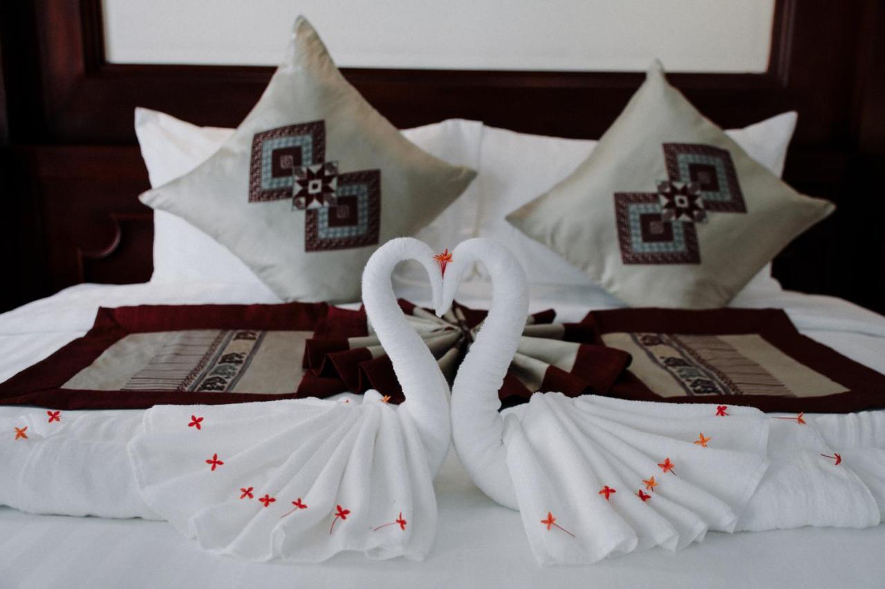 Houngvilai Hotel Луанг Прабанг Екстериор снимка
