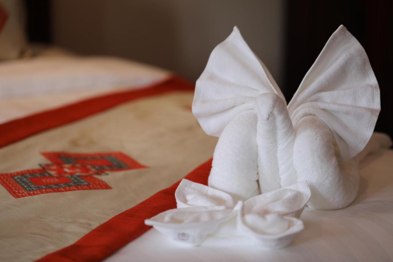 Houngvilai Hotel Луанг Прабанг Екстериор снимка