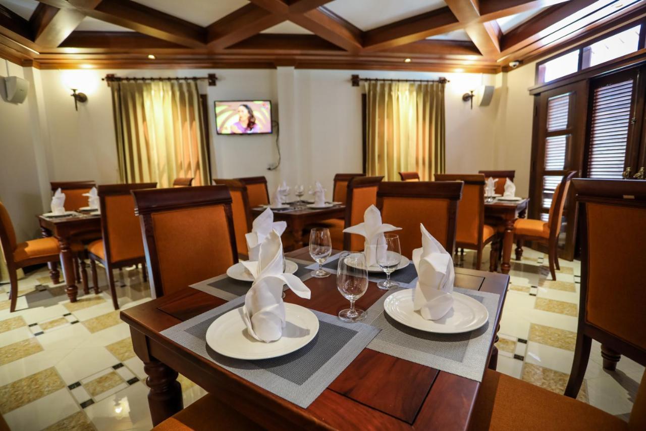 Houngvilai Hotel Луанг Прабанг Екстериор снимка